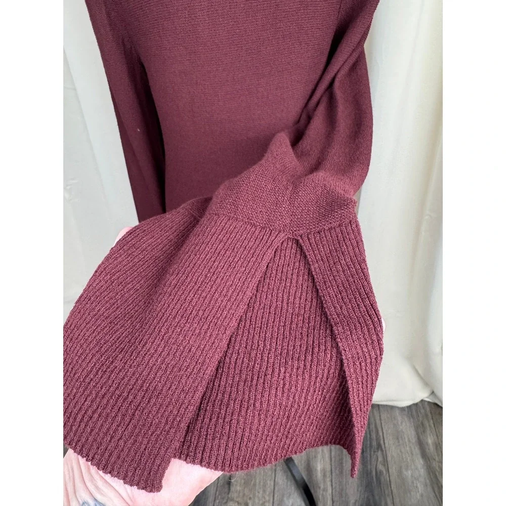 Free People‎ Casual Bohemian Crisscross Sweater Top Hi low Color Wine size M